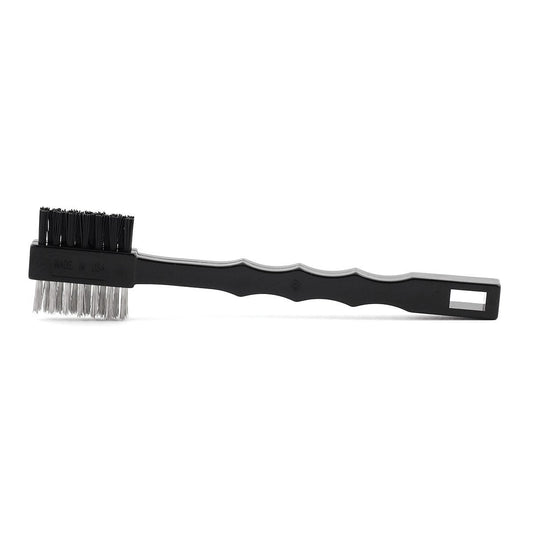 Surgical instrument cleaning brush