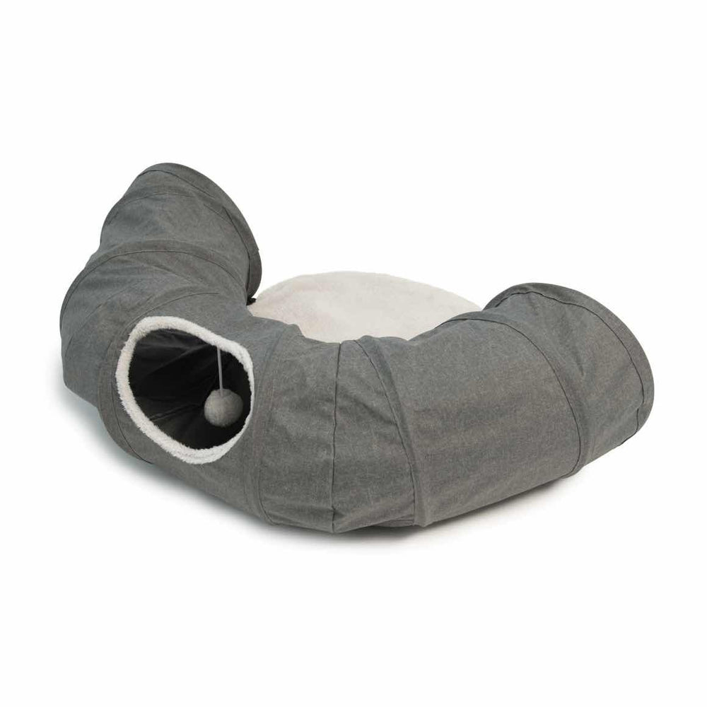 Tunnel and round cushion