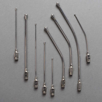 Feeding/Dosing needle curved 2.4 mm tip size