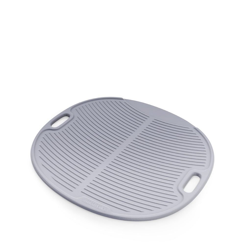 Mat for litter box for cats