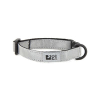 Patterned breakaway collar for cats