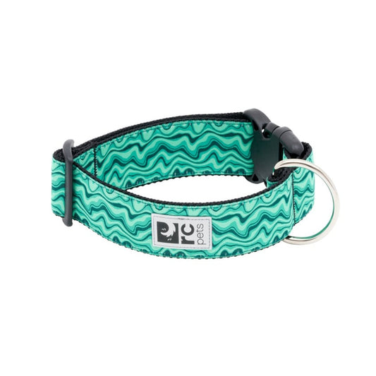 Wide clip collar for dogs