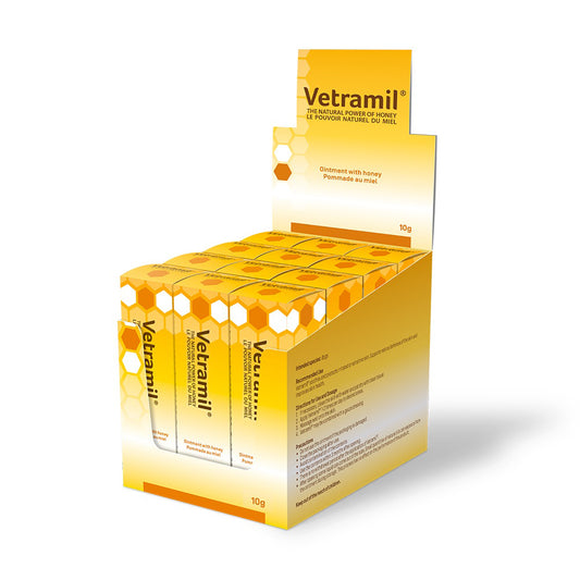 Vetramil ointment with honey for dogs - display